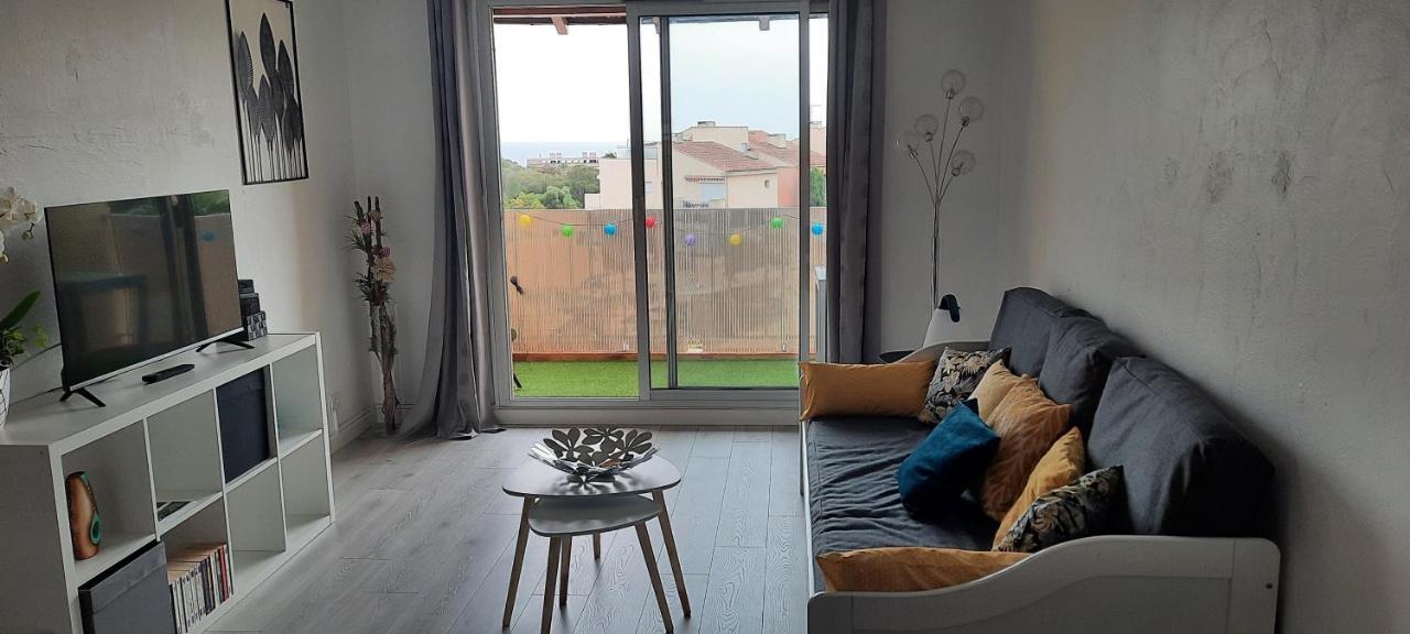 Superbe Appartement Avec Balcon Vue Mer ! Carqueiranne Exterior photo
